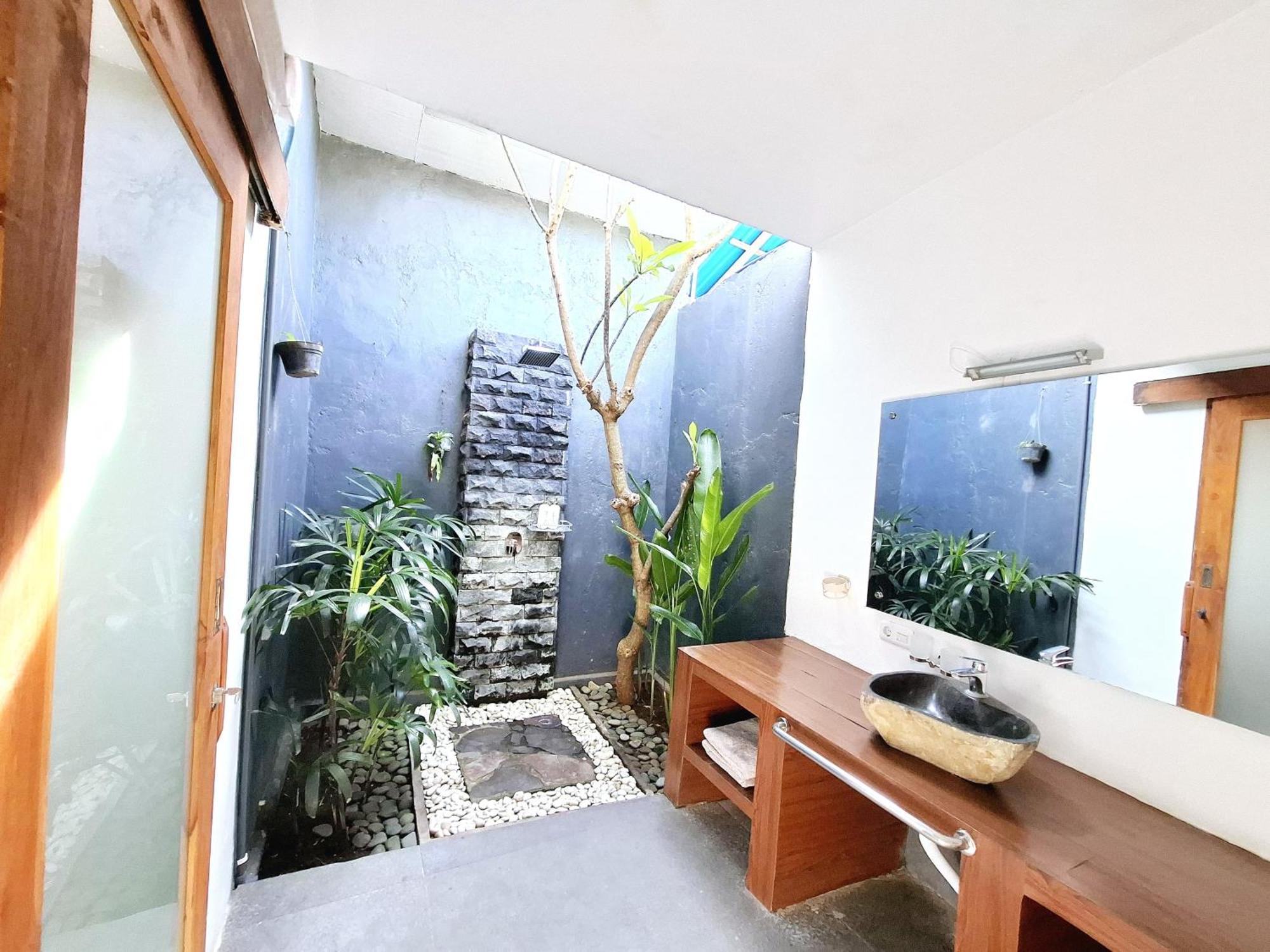 Villa Manayasa 罗威那 外观 照片